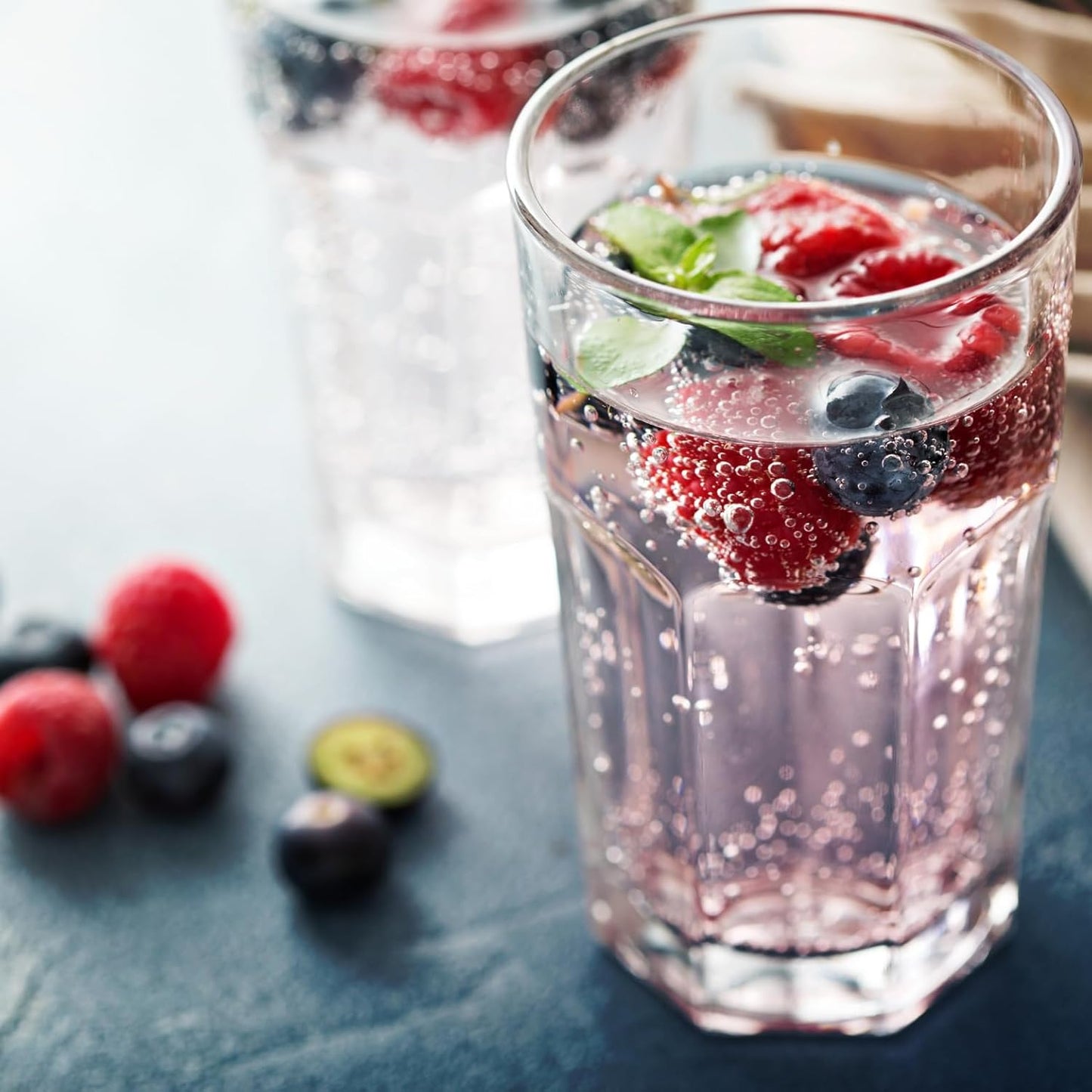 Clearly Canadian Country Raspberry Sparkling Spring Water Beverage, Natural & Carbonated, Flavored Seltzer Water, 1 Case 1 Case (24 cans x 12 fl oz)